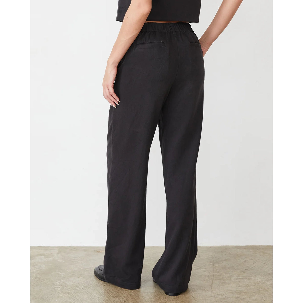 Soft Twill Patch Pocket Pant