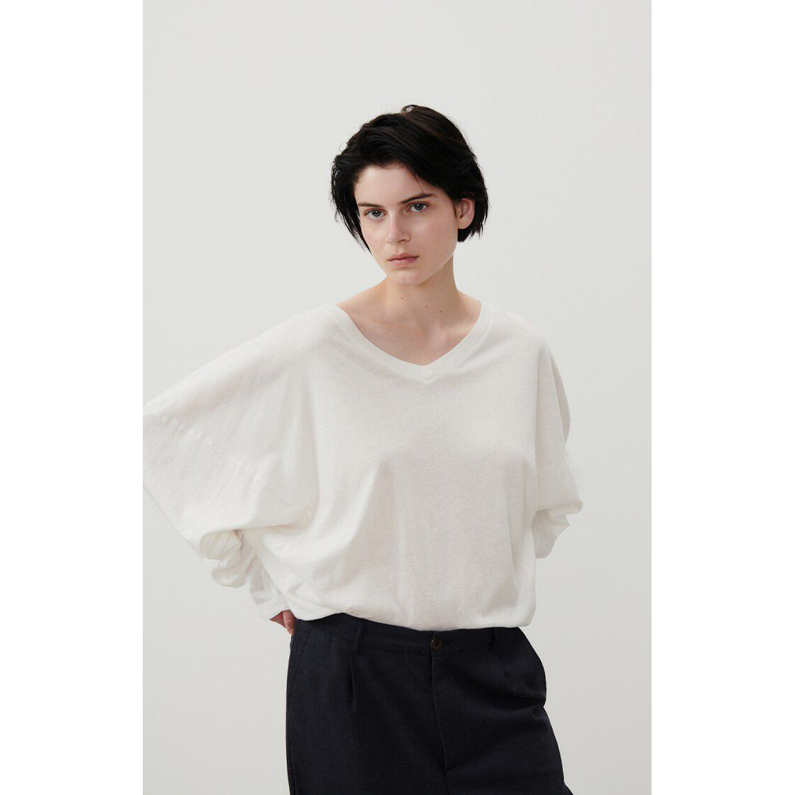 Aksun V-Neck T-Shirt