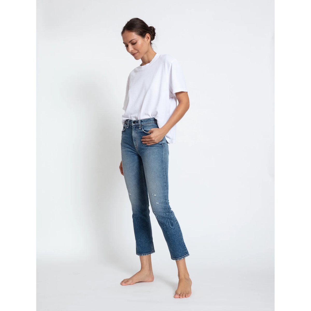 Mid Rise Straight Jean - Marina