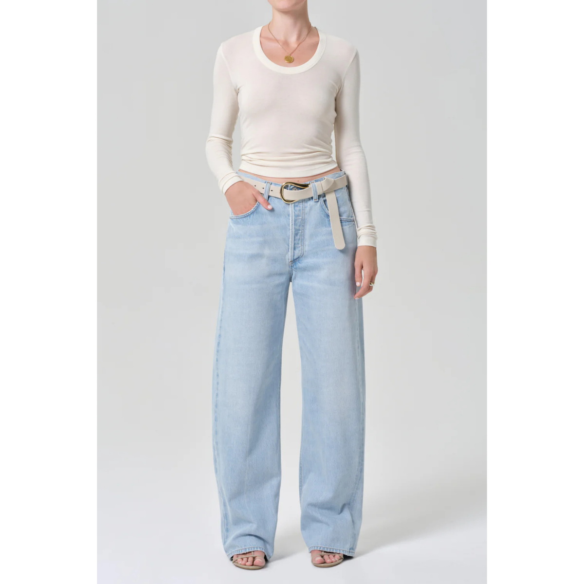 Ayla Baggy - Lighthouse