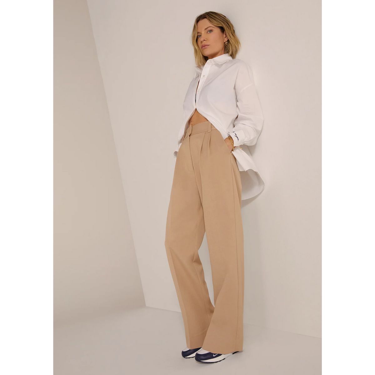 The Favorite Pant Shortie - Beige