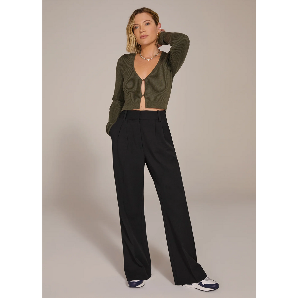 Favorite Pant Shortie - Black