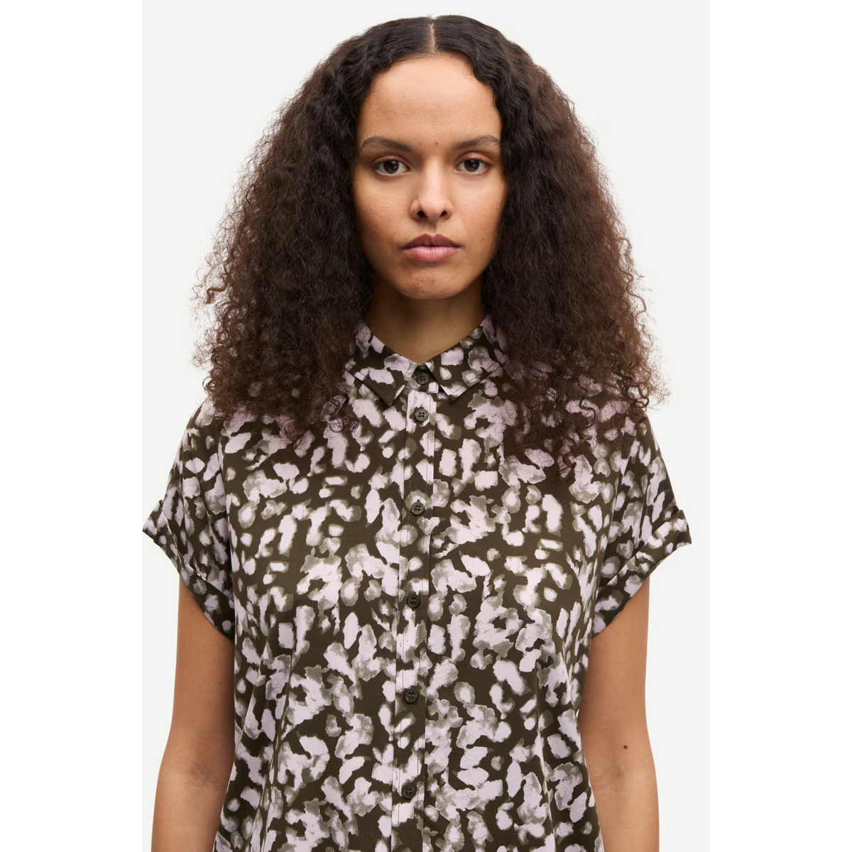 Majan SS Shirt - Stones Green