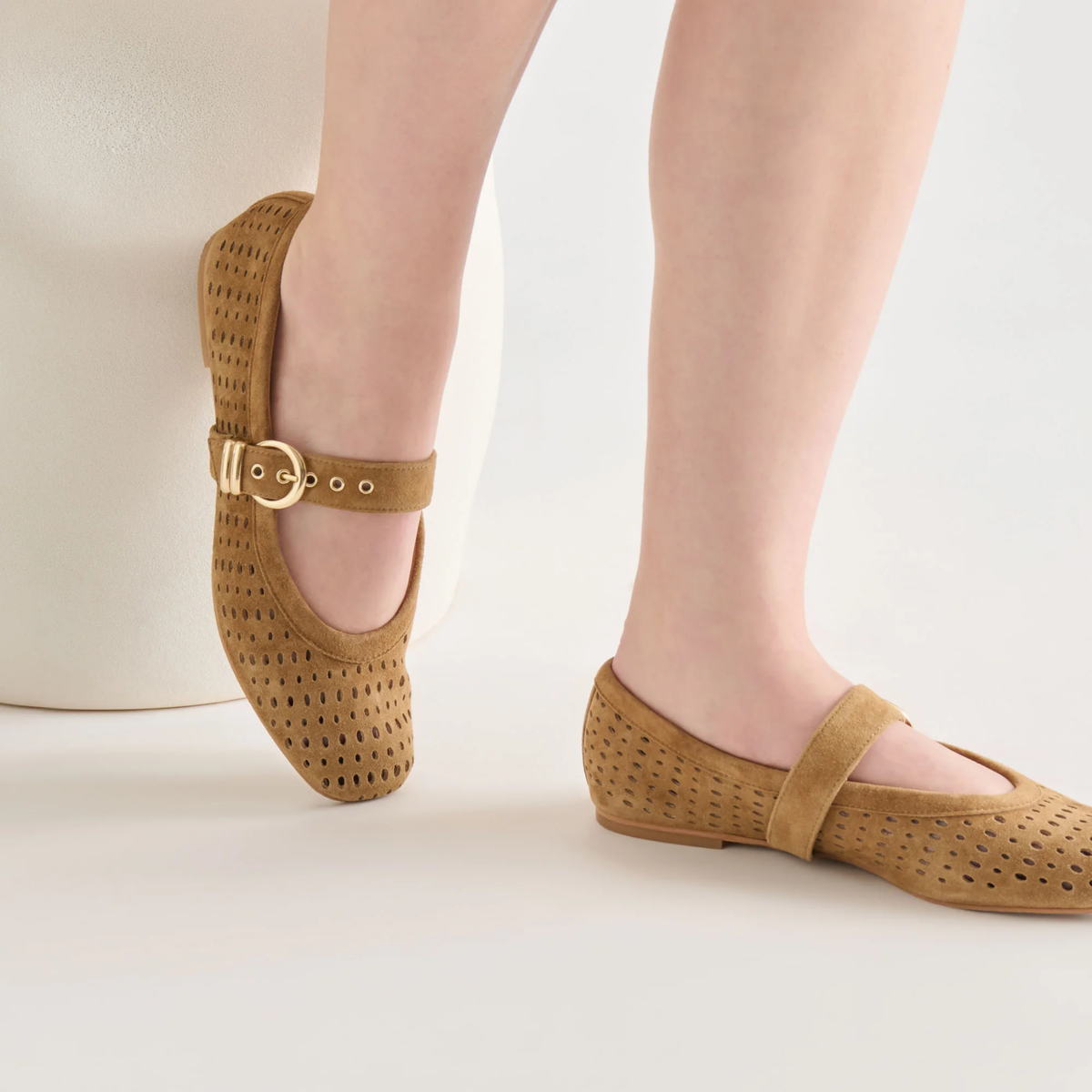 Mikel Flat - Light Brown Suede