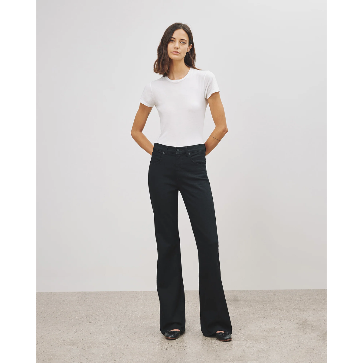 Celia Jean in Distressed Black