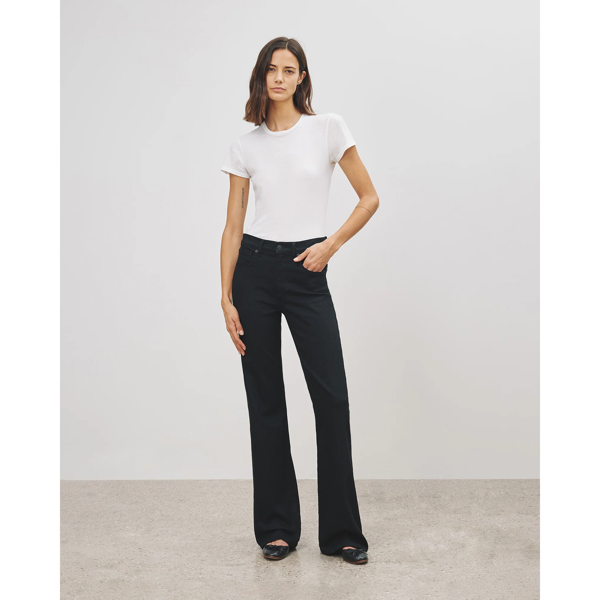 Celia Jean in Distressed Black