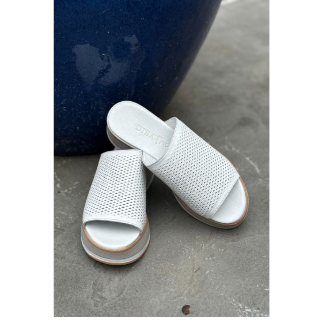 Pa Cific Platform Sandal