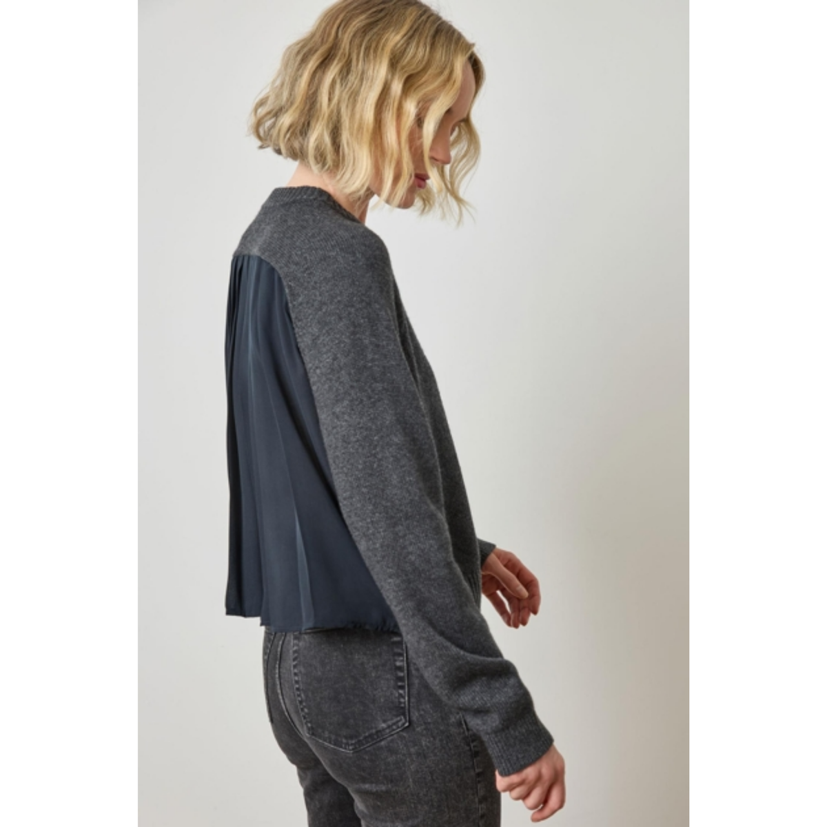 Pleat Back Raglan Sweater - Caviar