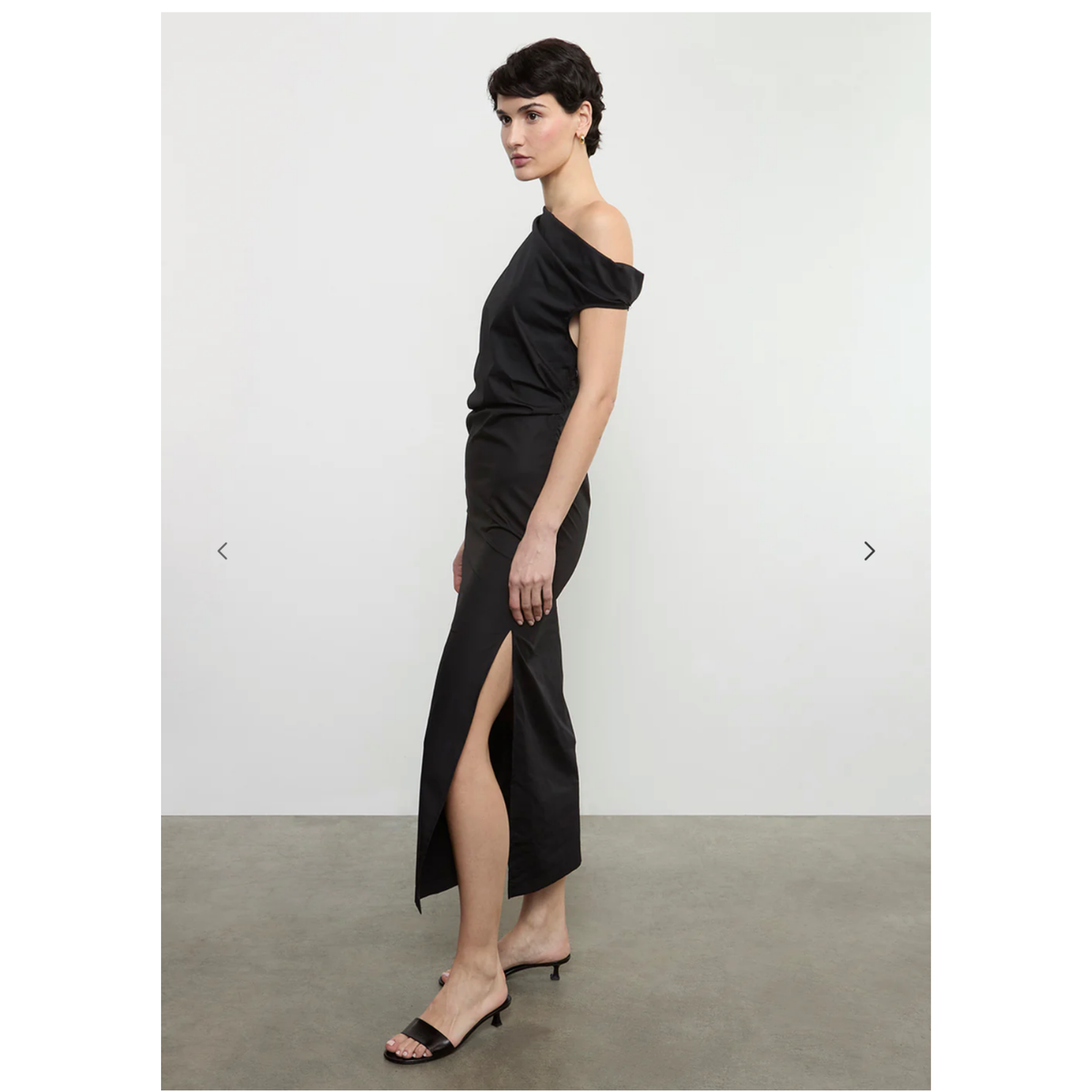 Poplin Sculptured Dress - Black