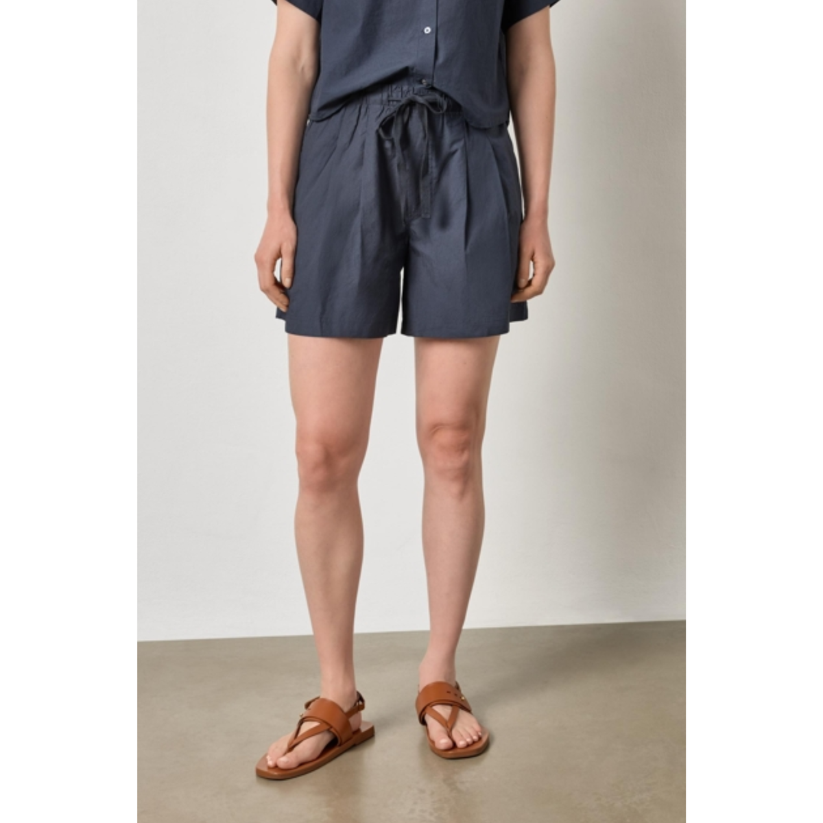Pleat Waist Short - Navy