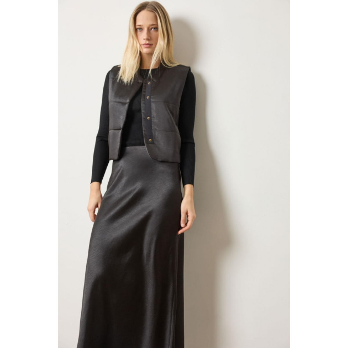 Satin Quilted Vest - Black