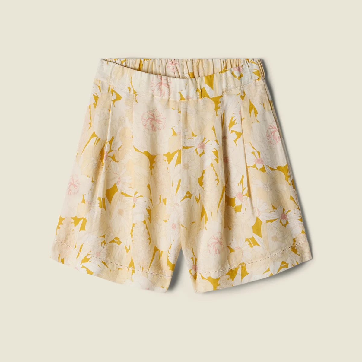 Everett Short in Honey Flora