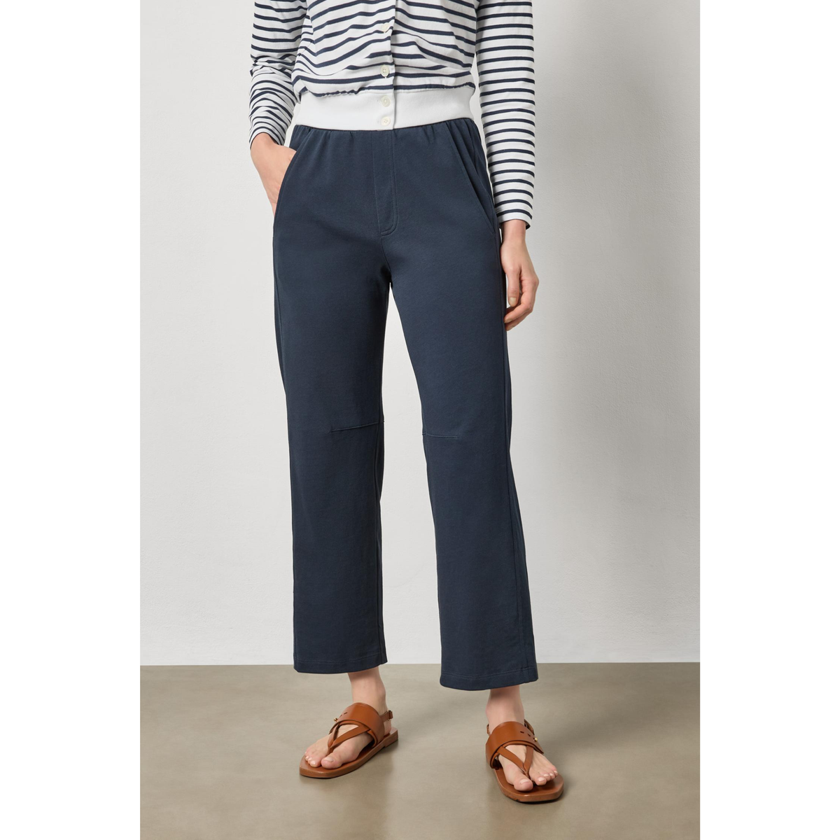 Side Panel Straight Leg Pant - Navy