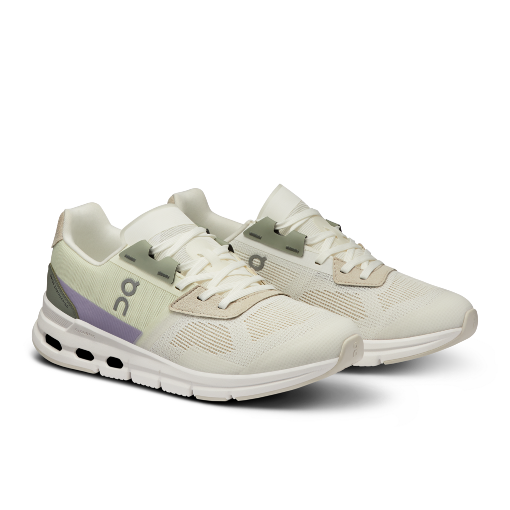 Women&#39;s Cloudrift in Undyed-White Wisteria