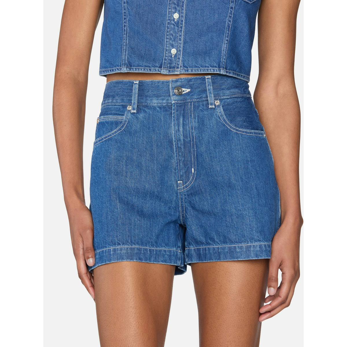 The Charm Short - Graphic