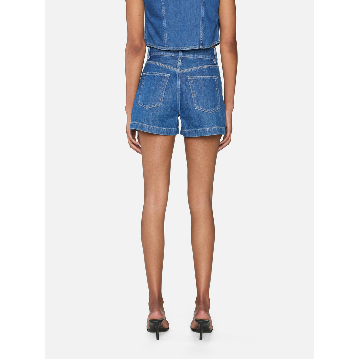 The Charm Short - Graphic