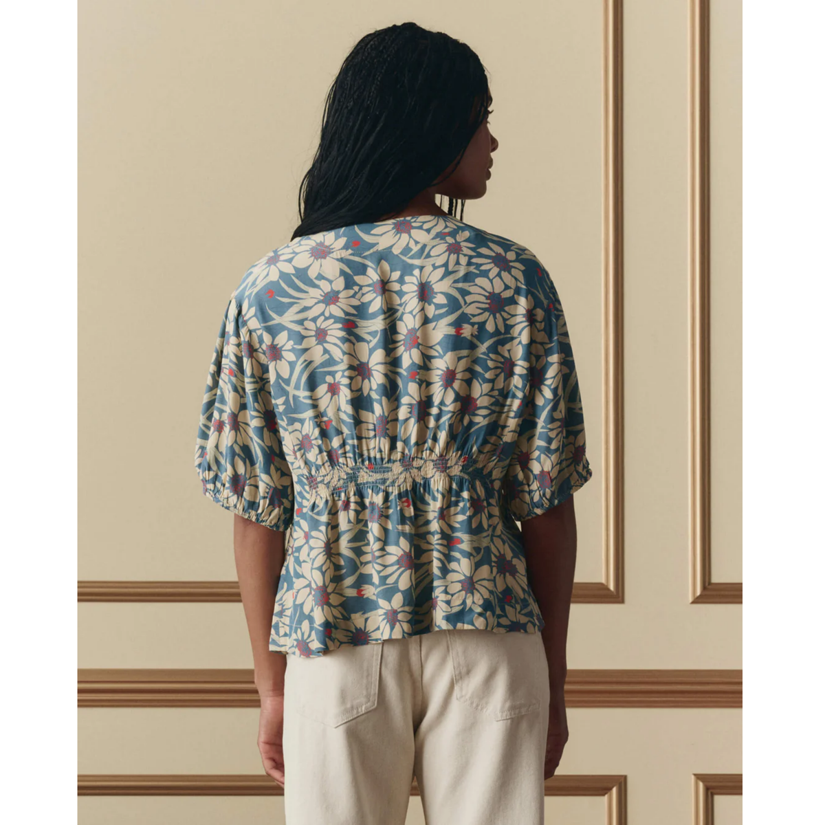 The Hayflower Top - Blue Scattered Bloom