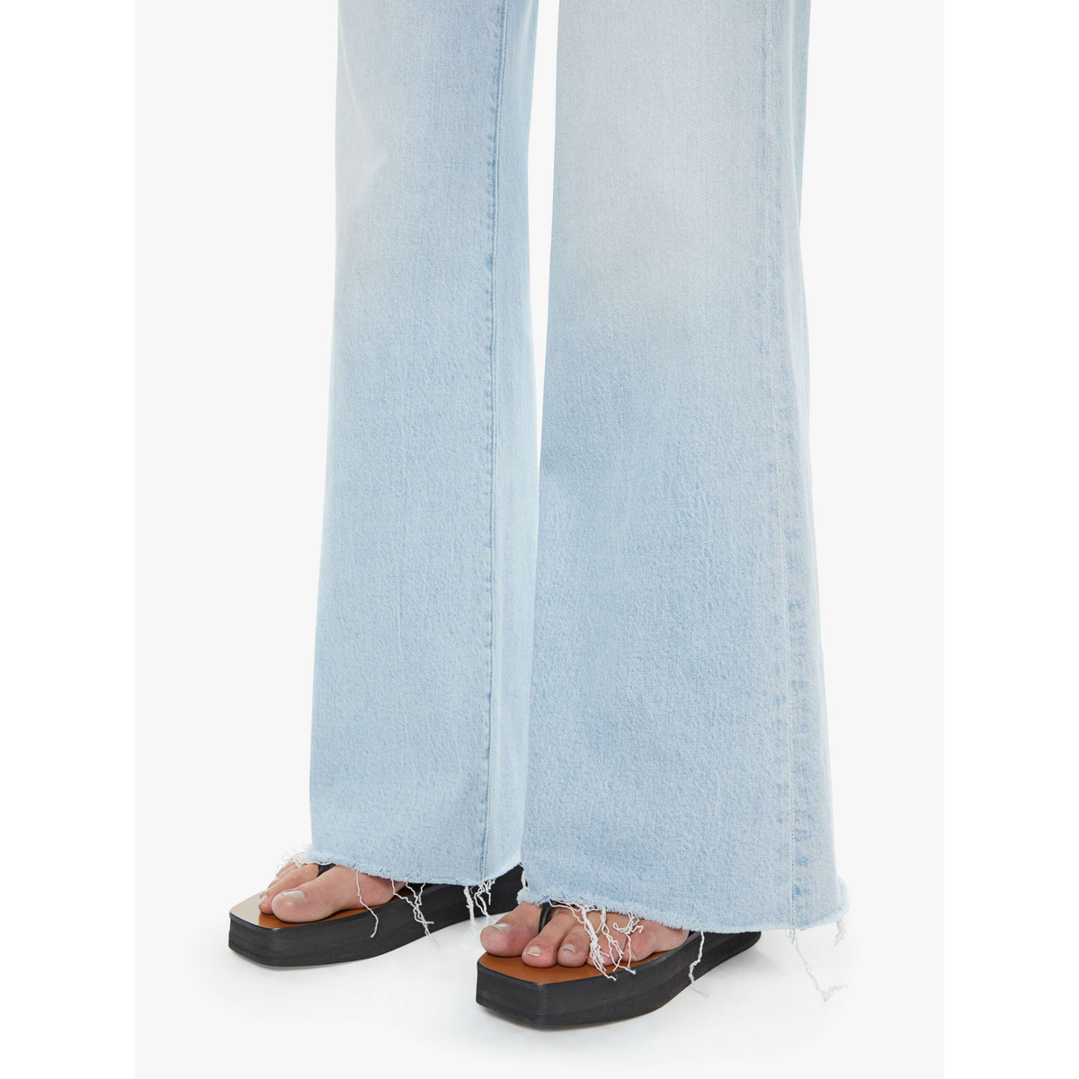 light wash wide leg frayed hem jeans mother bring the cooler