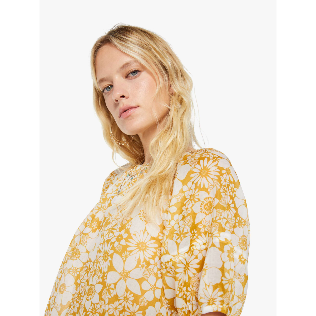 The Party In The Back Shirt - Floral Notes
