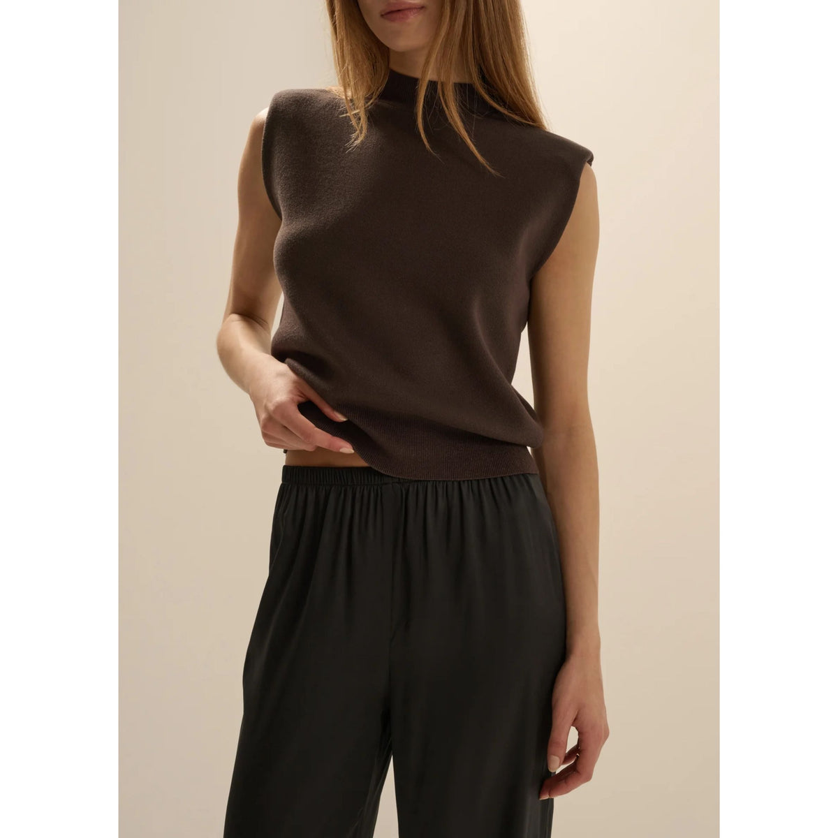The Whitney Top - Espresso