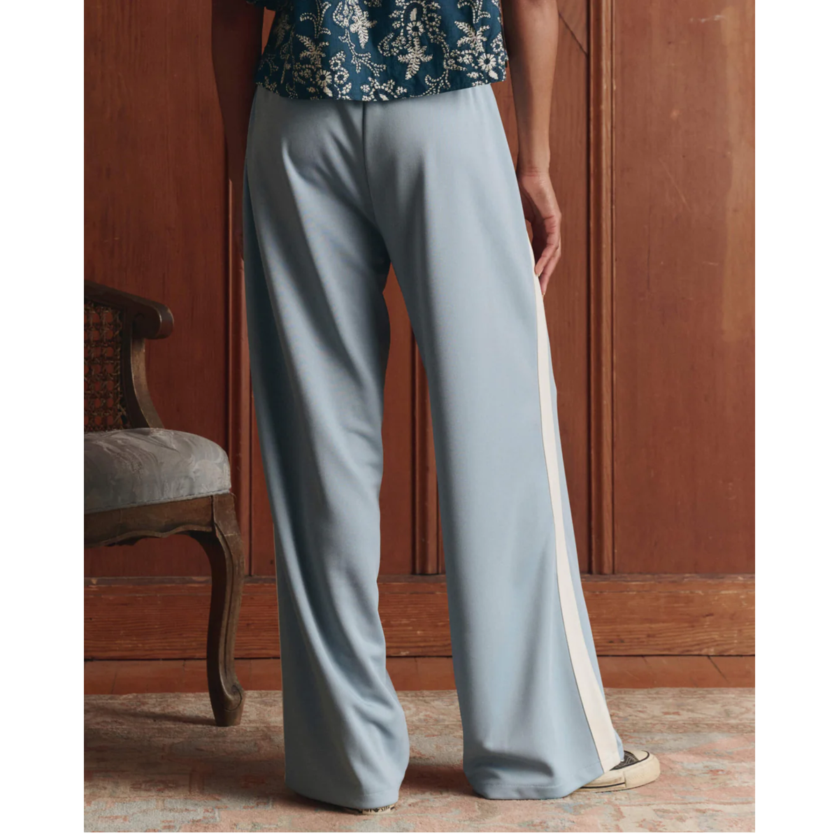The Wide Leg Track Pant - Robin Blue