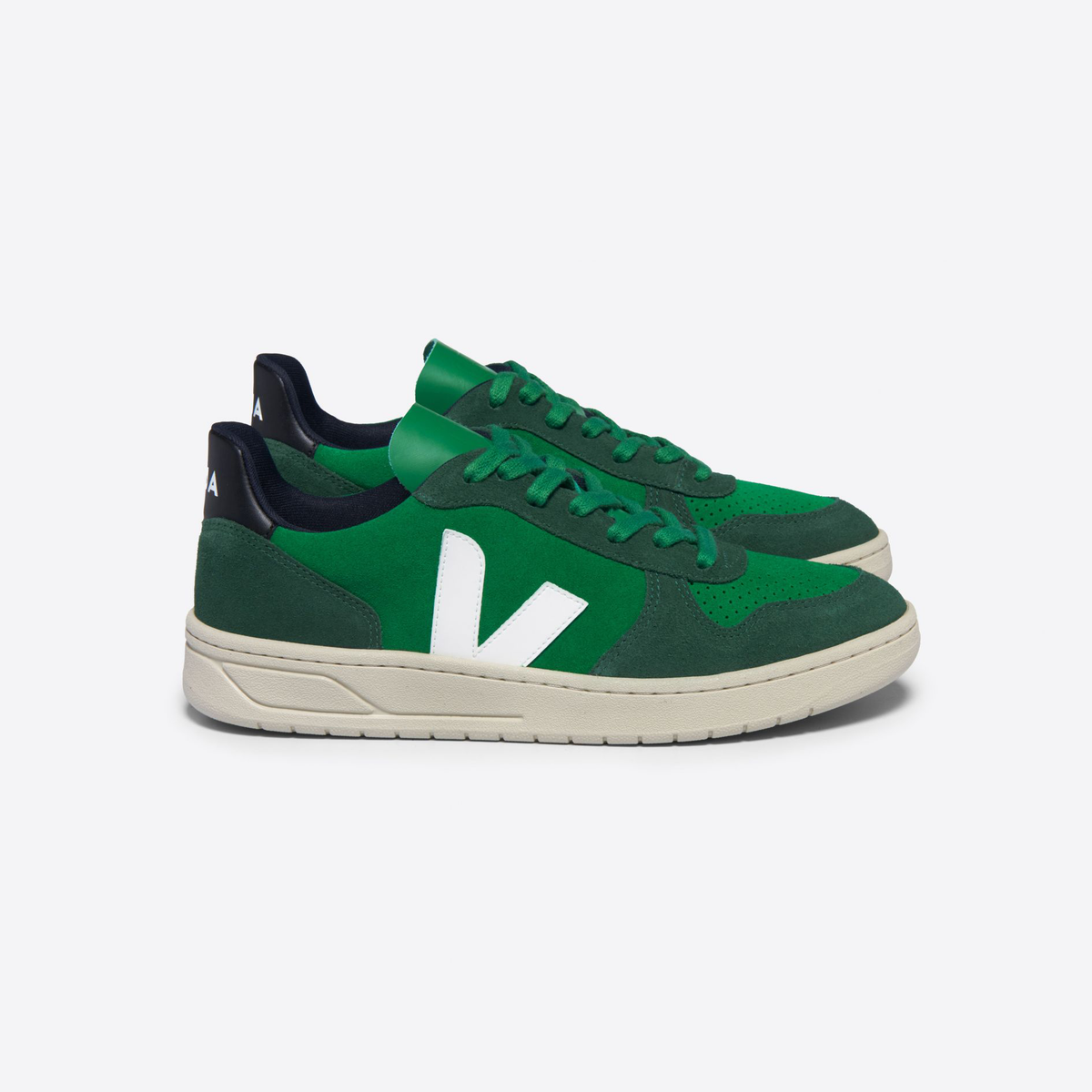 V-10 Suede Emeraude Pierre Black