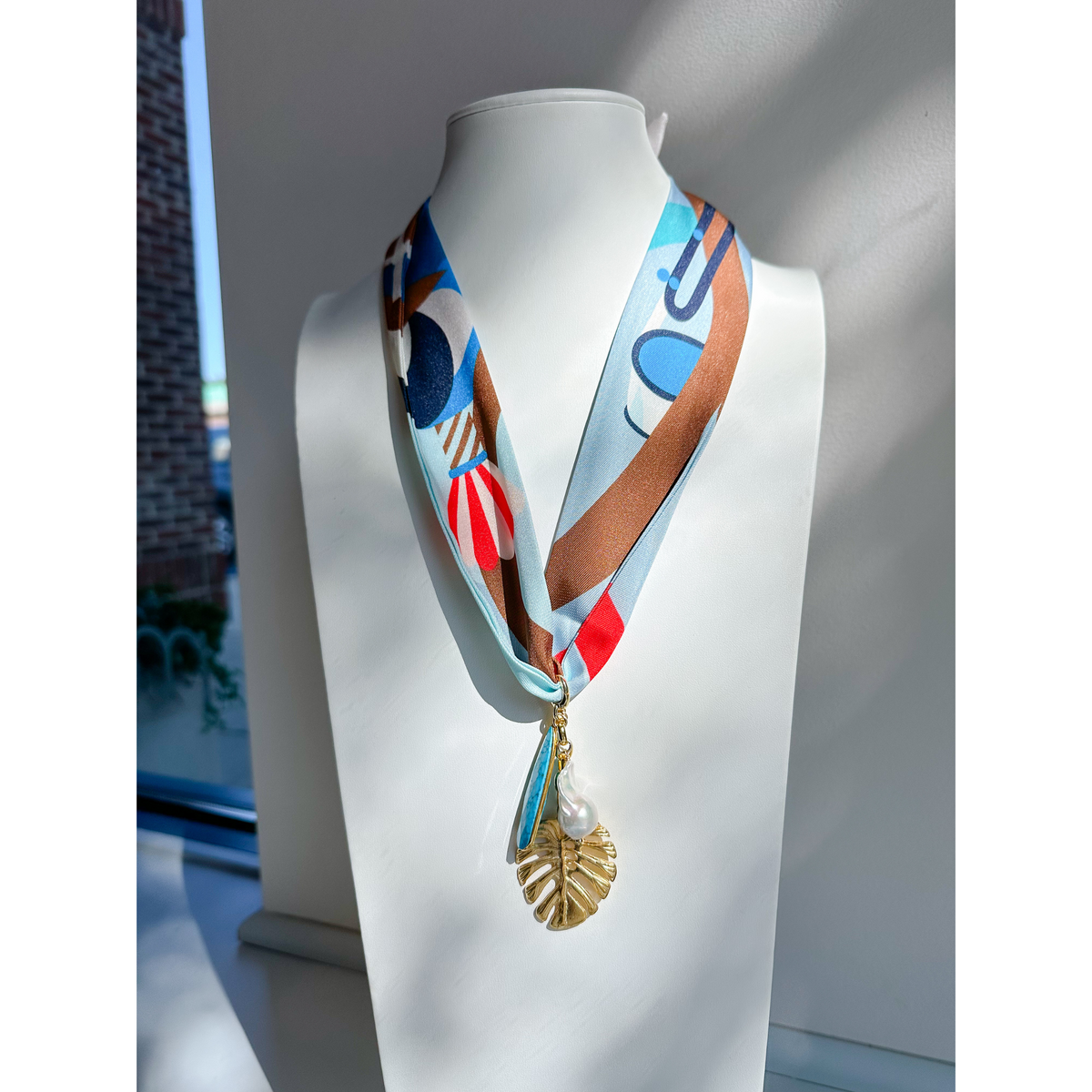 Brown Twilly Necklace