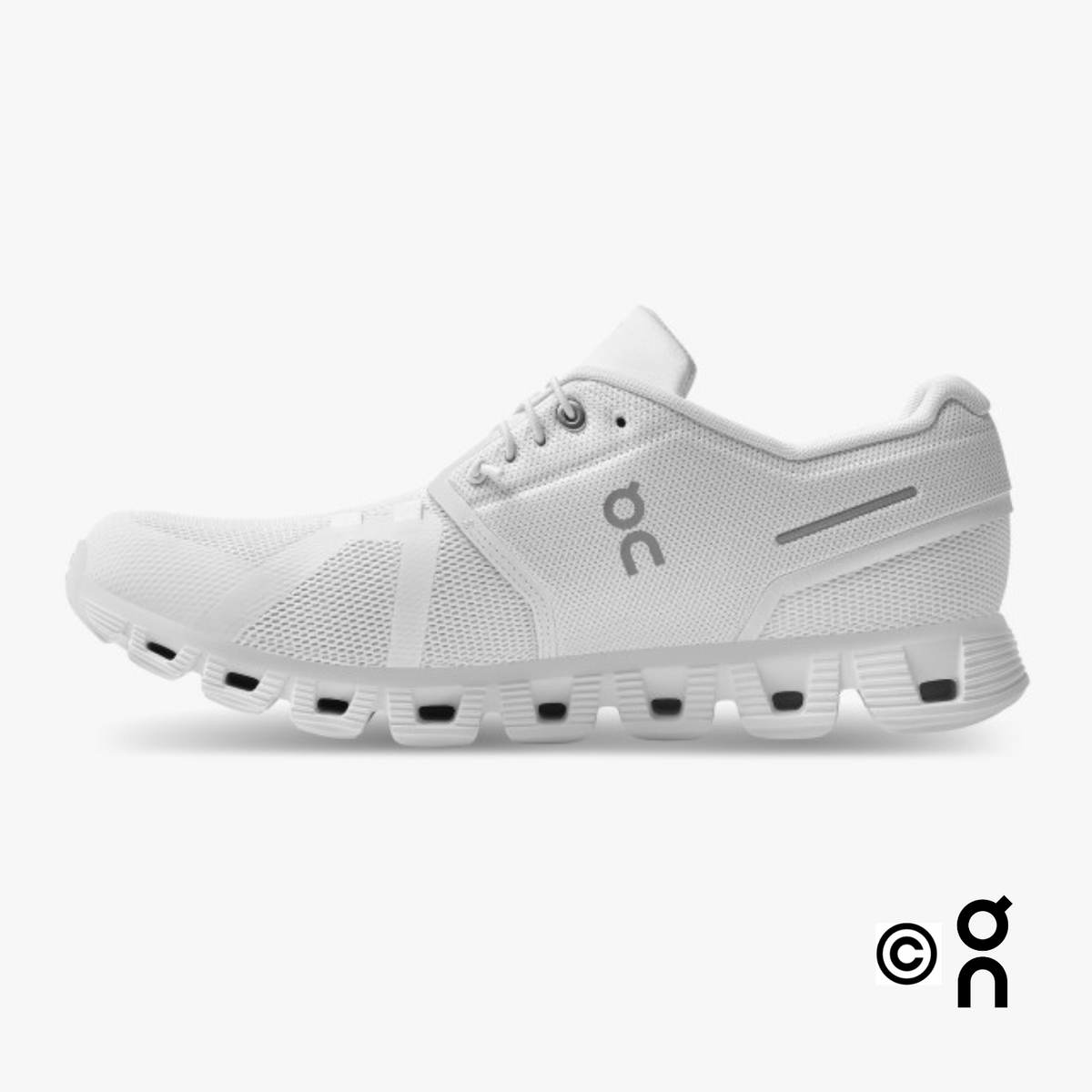 Women&#39;s Cloud 5 in All White